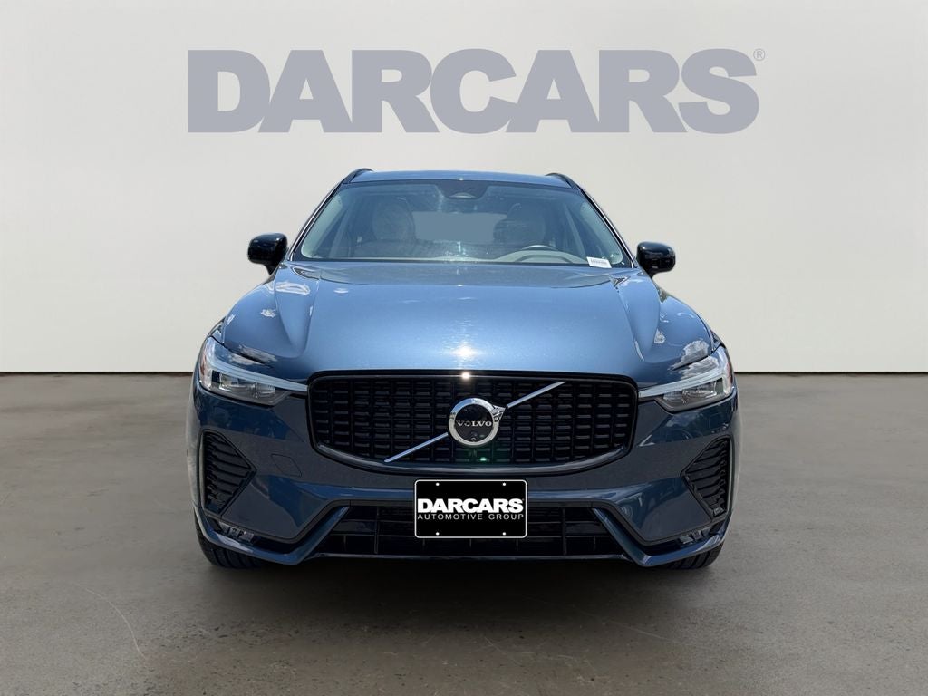 2024 Volvo XC60 B5 Plus Dark Theme Volvo Certified**Blond interior**
