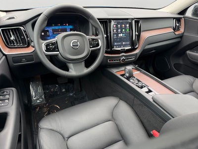 2024 Volvo XC60 B5 Plus Dark Theme