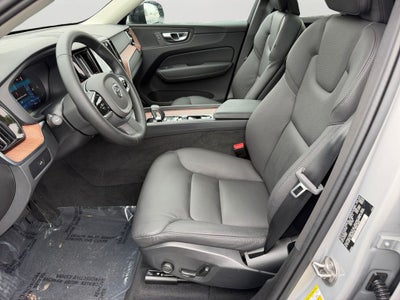 2024 Volvo XC60 B5 Plus Dark Theme