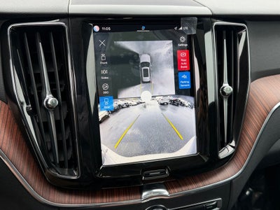 2024 Volvo XC60 B5 Plus Dark Theme