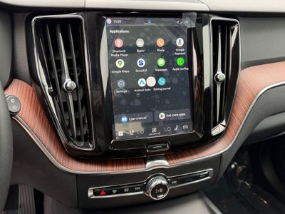 2024 Volvo XC60 B5 Plus Dark Theme
