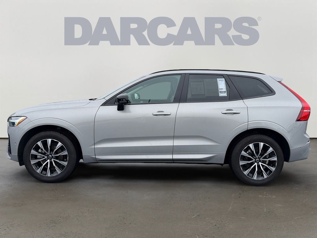 2024 Volvo XC60 B5 Plus Dark Theme