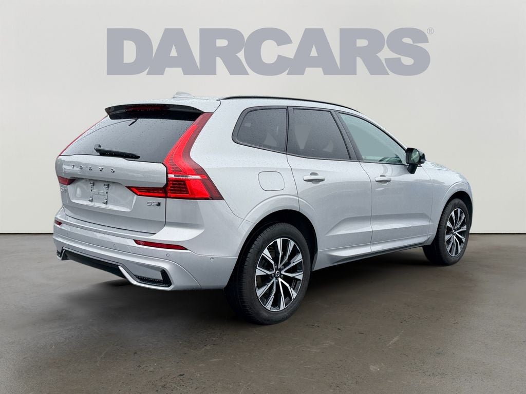 2024 Volvo XC60 B5 Plus Dark Theme