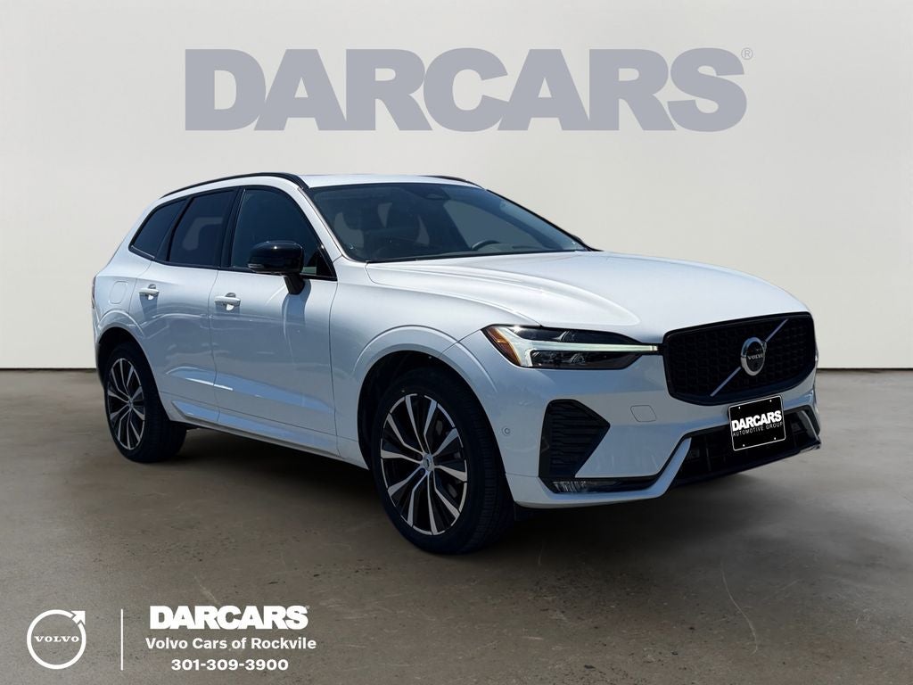2023 Volvo XC60 B5 Plus Dark Theme