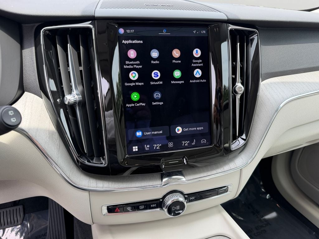 2023 Volvo XC60 B5 Plus Bright Theme