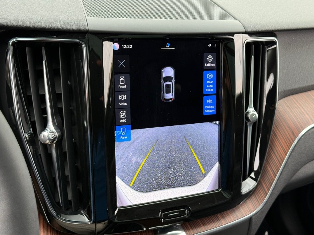 2023 Volvo XC60 B5 Plus Bright Theme Volvo Certified