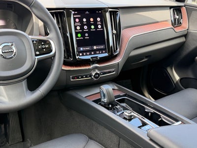 2023 Volvo XC60 B5 Plus Dark Theme