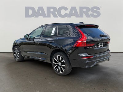 2023 Volvo XC60 B5 Plus Dark Theme