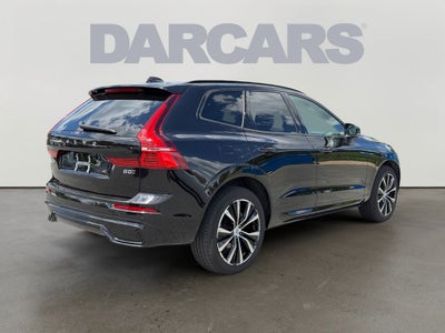2023 Volvo XC60 B5 Plus Dark Theme