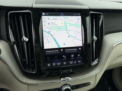 2023 Volvo XC60 B5 Ultimate Dark Theme