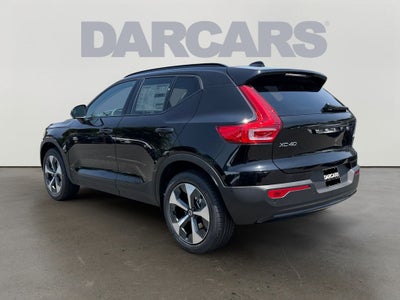2026 Volvo XC40 B5 Plus