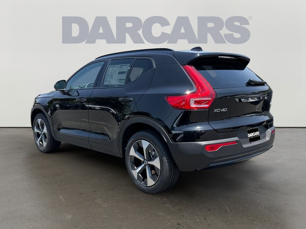 2026 Volvo XC40 B5 Plus