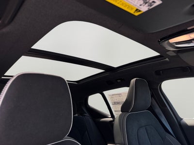 2026 Volvo XC40 B5 Ultra Black Edition