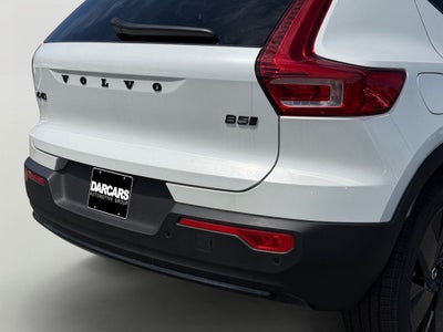 2026 Volvo XC40 B5 Ultra Black Edition