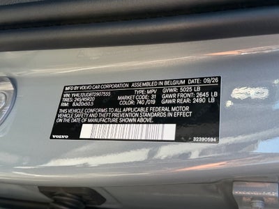 2026 Volvo XC40 B5 Ultra Black Edition