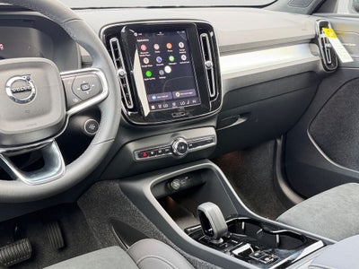 2026 Volvo XC40 B5 Ultra Black Edition