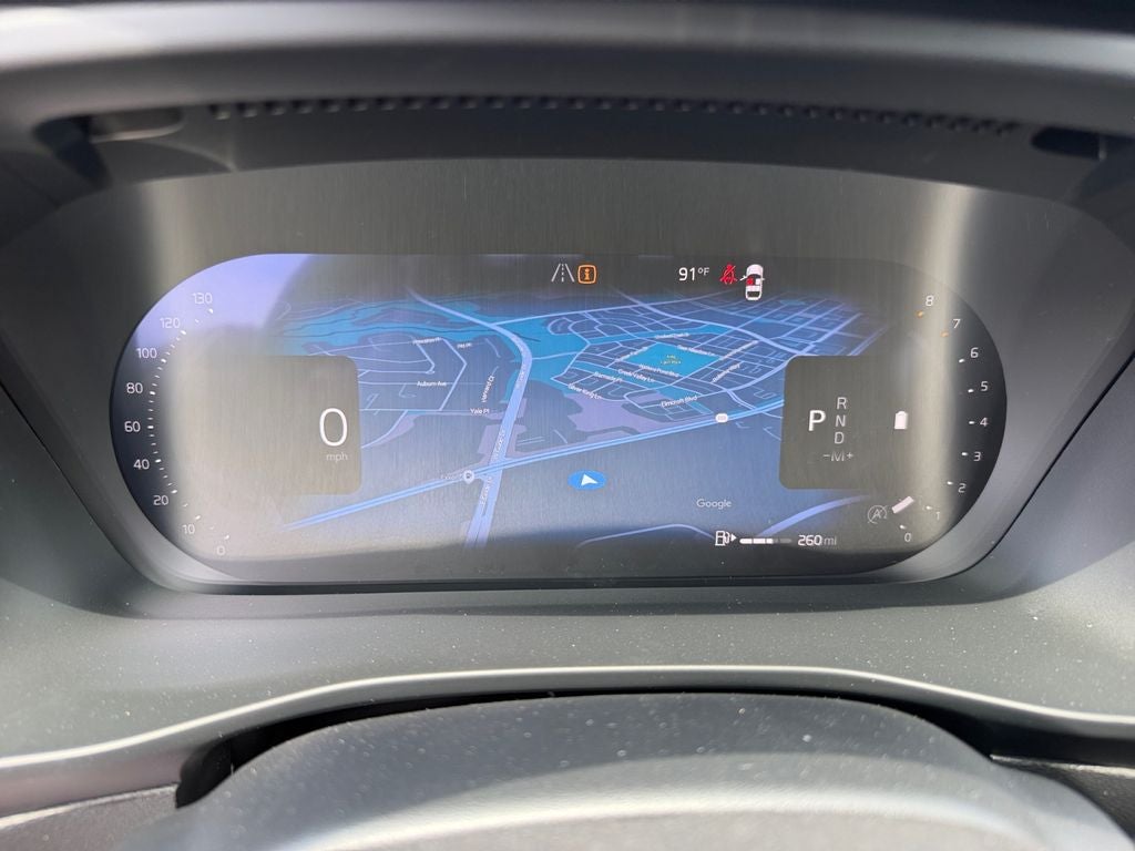 2026 Volvo XC40 B5 Ultra Black Edition