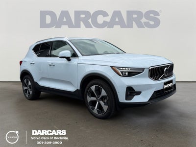 2024 Volvo XC40 B5 Plus Bright Theme