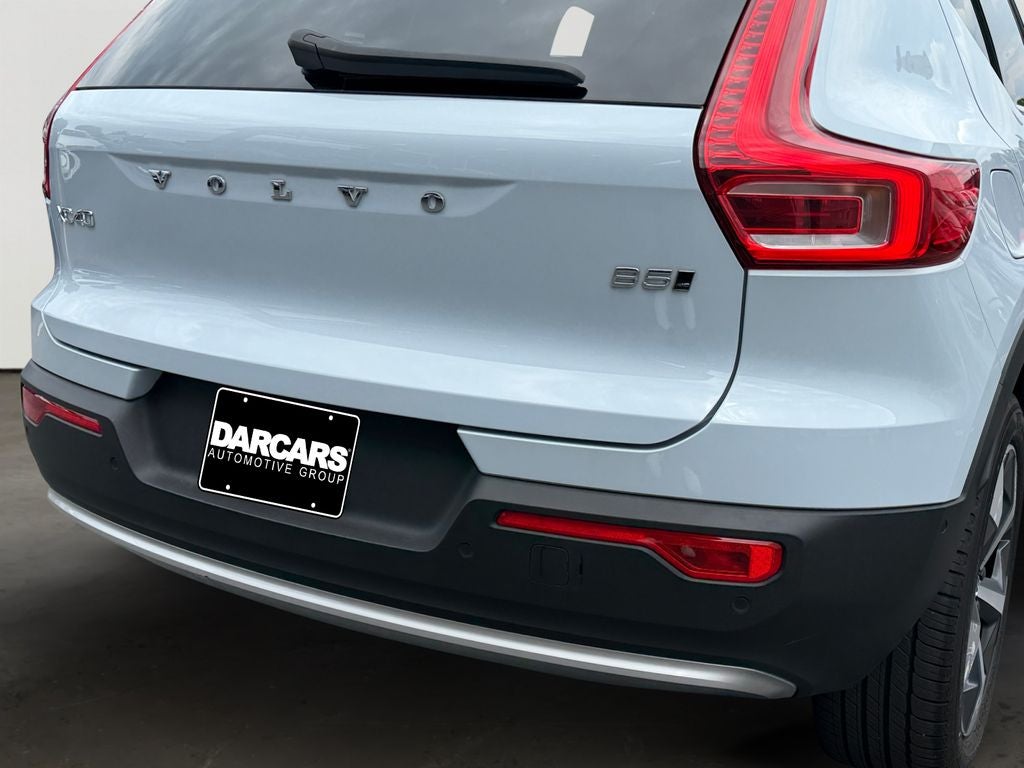 2024 Volvo XC40 B5 Plus Bright Theme