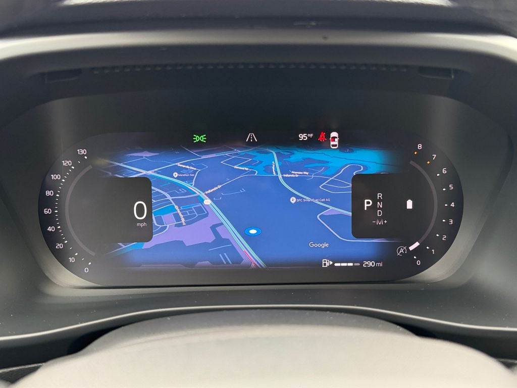 2024 Volvo XC40 B5 Plus Bright Theme
