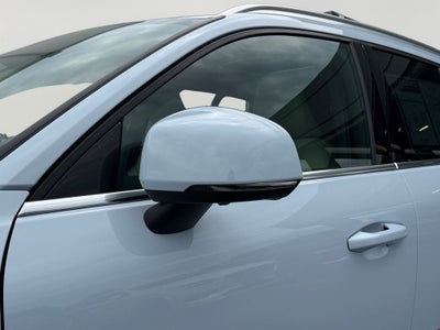 2024 Volvo XC40 B5 Plus Bright Theme