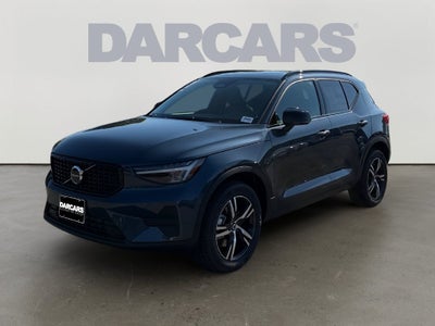 2026 Volvo XC40 B5 Core