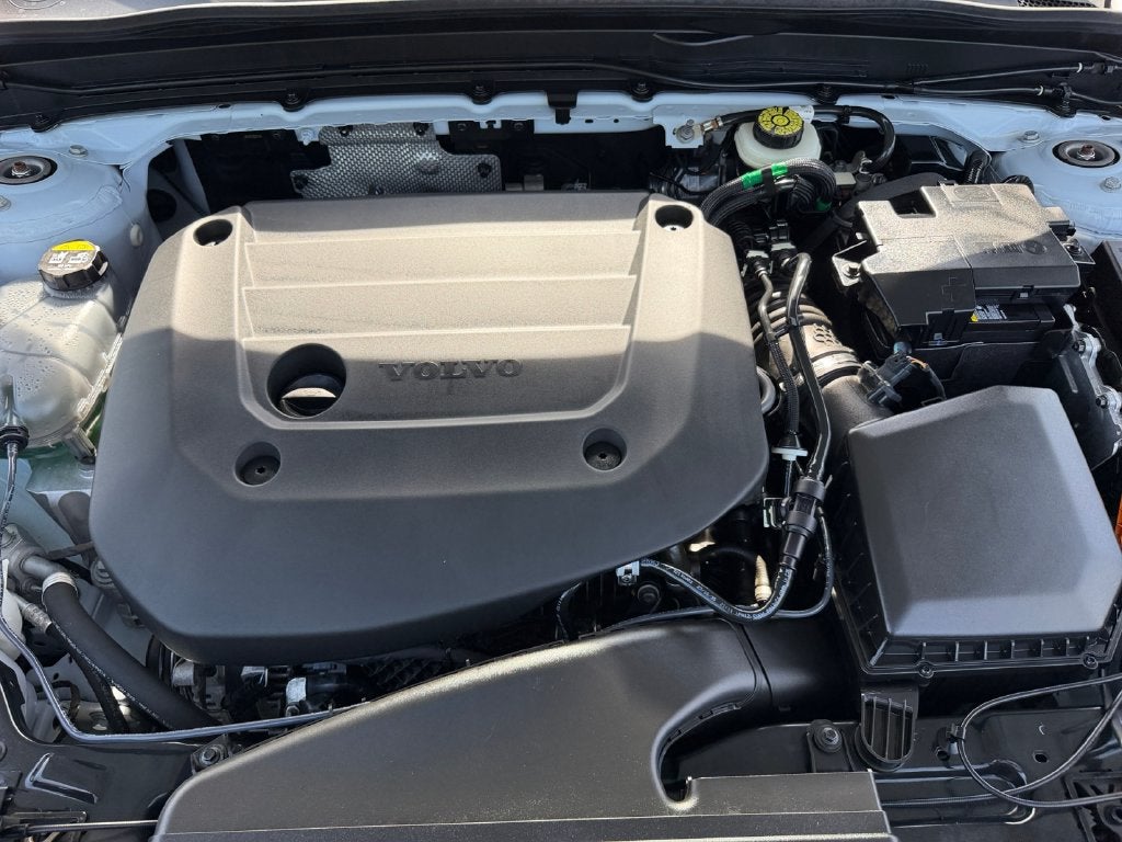 2024 Volvo XC40 B5 Plus Dark Theme Volvo Certified