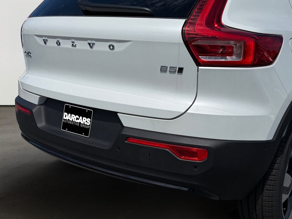 2026 Volvo XC40 B5 Ultra