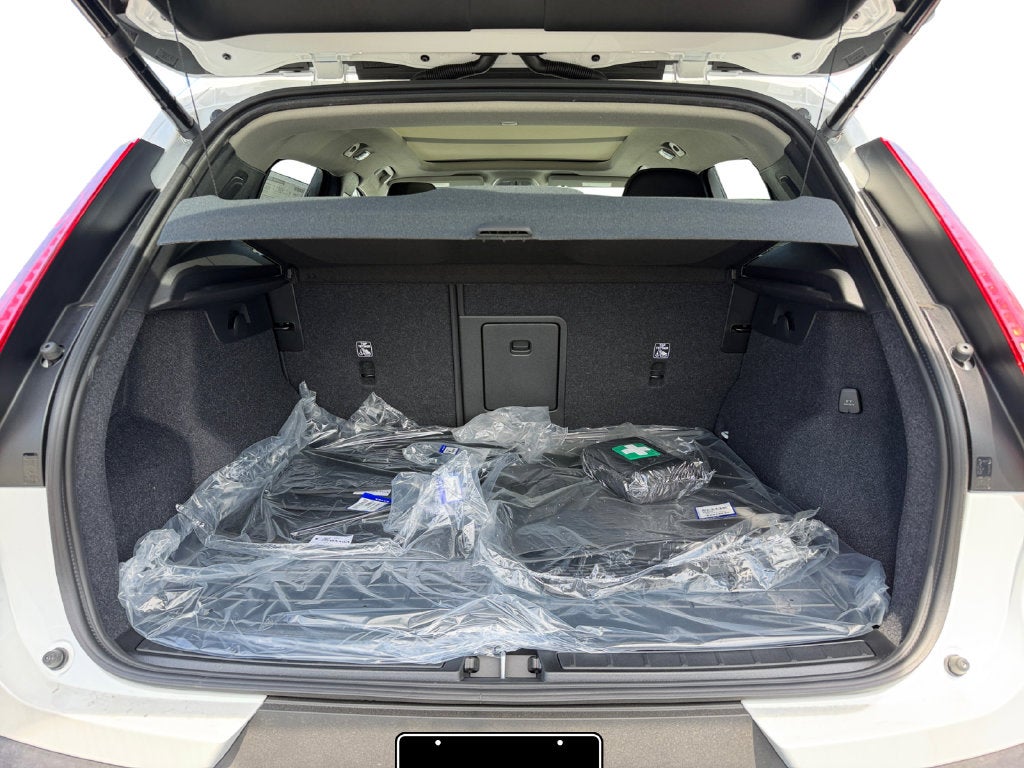 2026 Volvo XC40 B5 Ultra