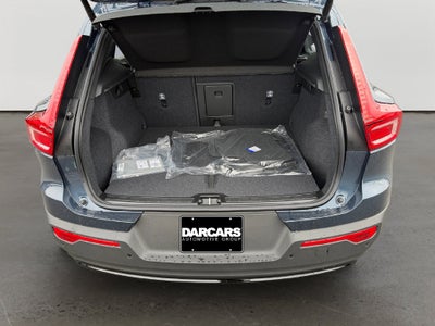 2026 Volvo XC40 B5 Ultra