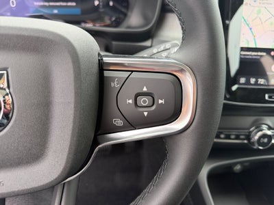 2026 Volvo XC40 B5 Ultra