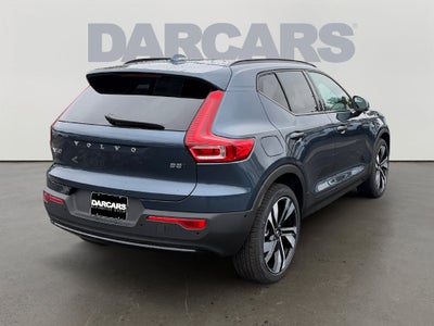 2026 Volvo XC40 B5 Ultra