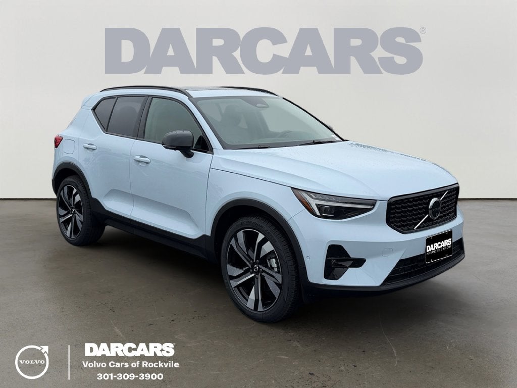 2026 Volvo XC40 B5 Ultra