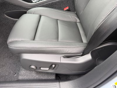 2026 Volvo XC40 B5 Ultra
