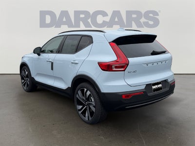 2026 Volvo XC40 B5 Ultra