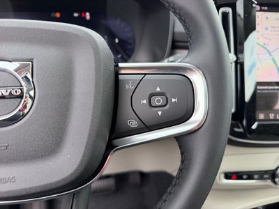 2026 Volvo XC40 B5 Ultra