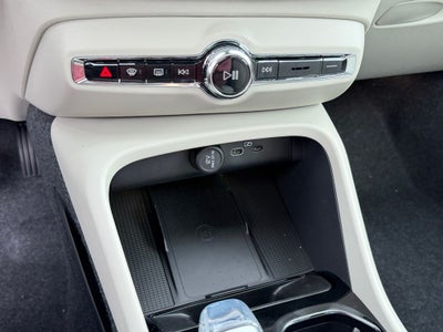 2026 Volvo XC40 B5 Ultra