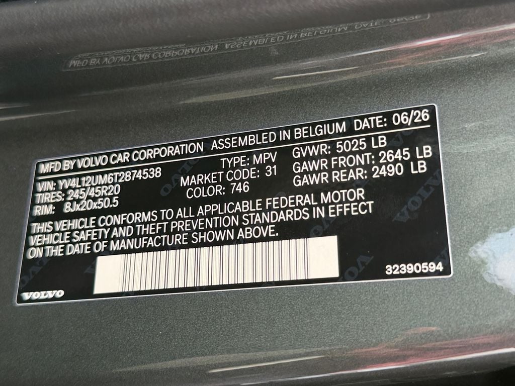 2026 Volvo XC40 B5 Ultra
