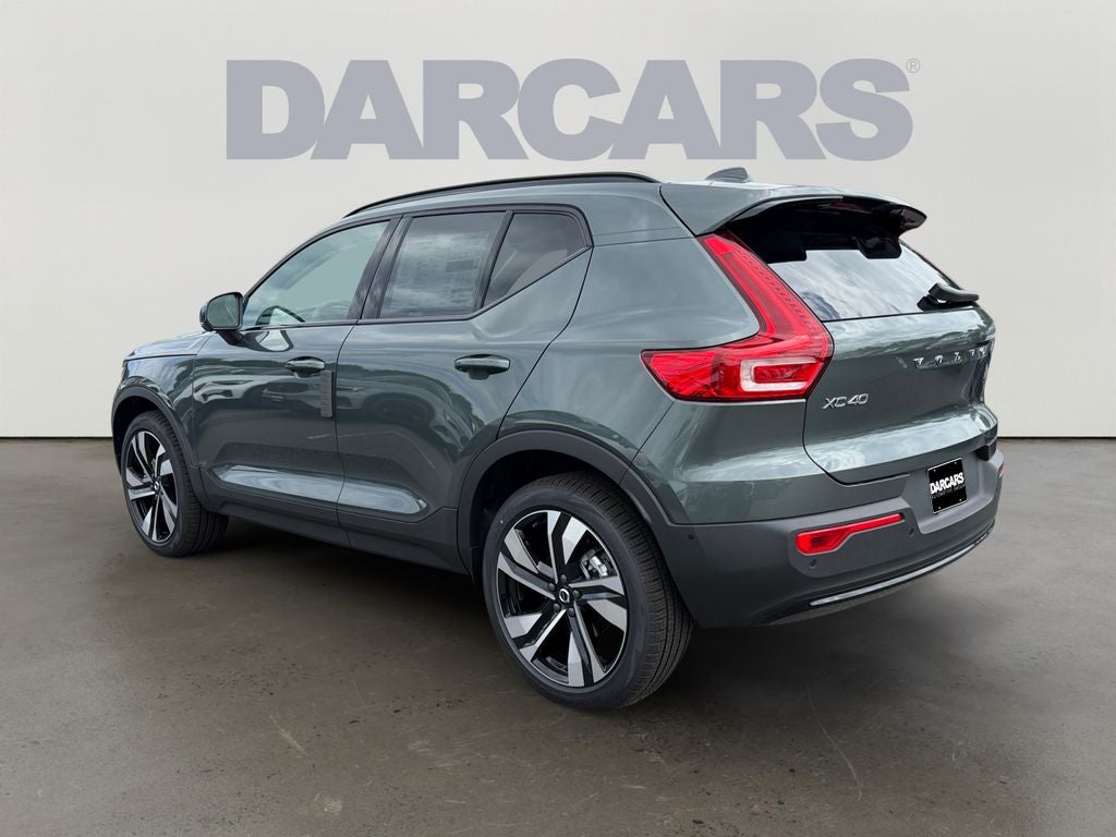2026 Volvo XC40 B5 Ultra