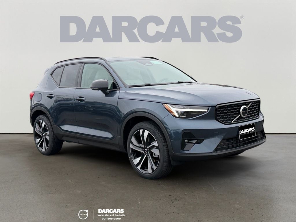 2026 Volvo XC40 B5 Ultra