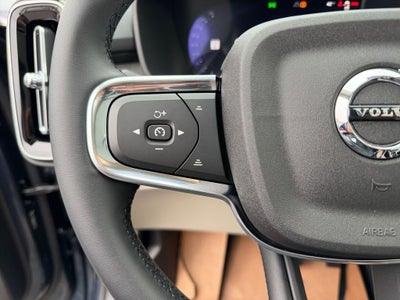 2026 Volvo XC40 B5 Ultra