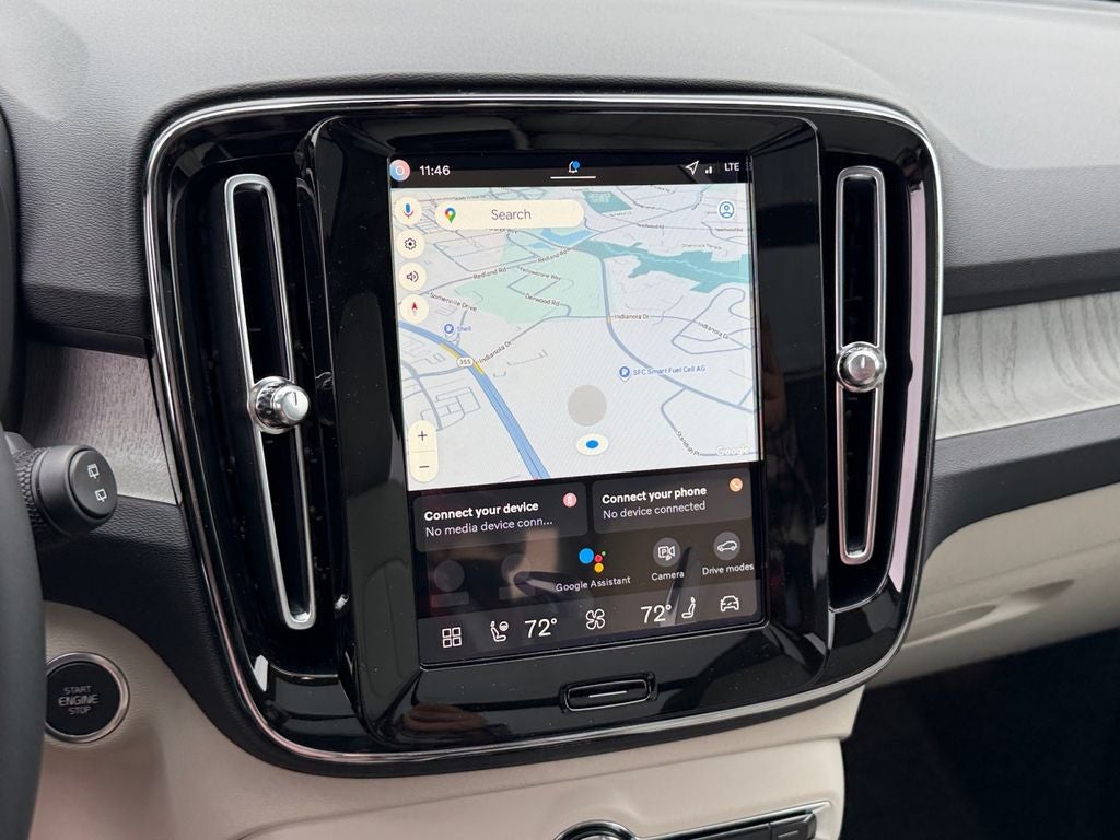 2026 Volvo XC40 B5 Ultra