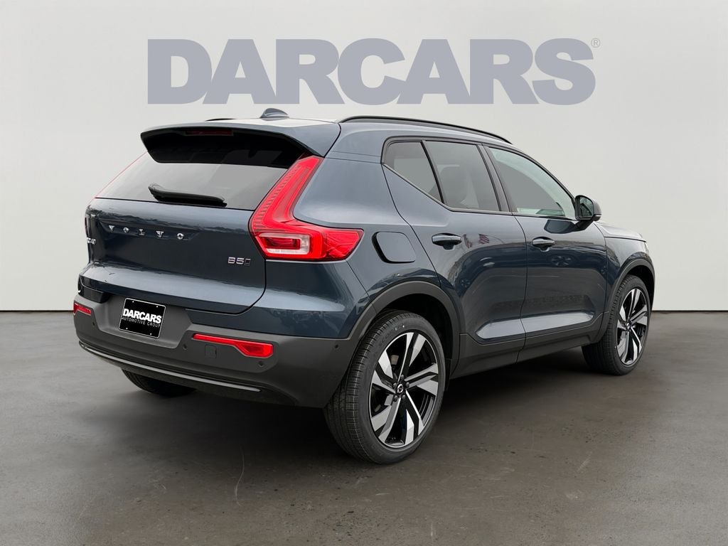 2026 Volvo XC40 B5 Ultra