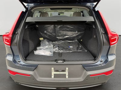 2026 Volvo XC40 B5 Ultra