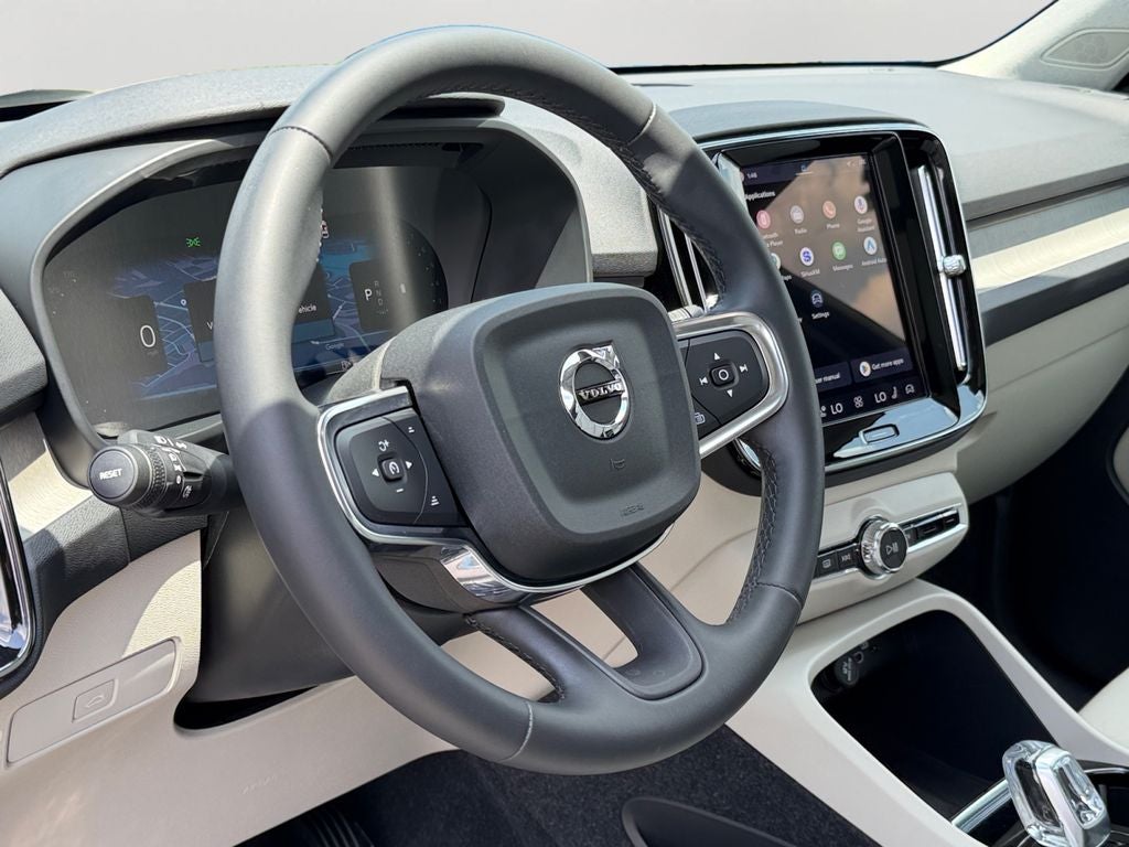 2023 Volvo XC40 B5 Plus Bright Theme Volvo Certified