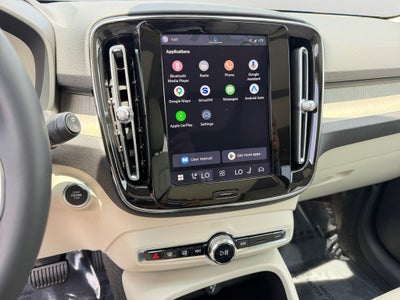 2023 Volvo XC40 B5 Plus Bright Theme Volvo Certified