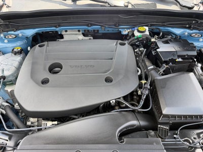 2023 Volvo XC40 B5 Plus Bright Theme Volvo Certified