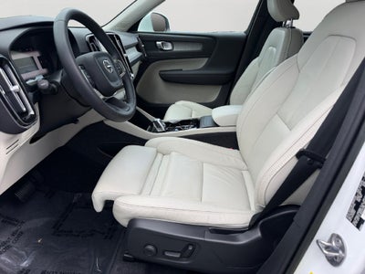 2023 Volvo XC40 B5 Plus Bright Theme Volvo Certified