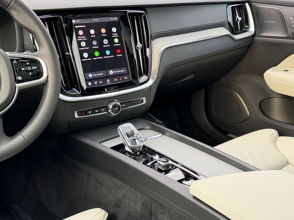 2025 Volvo V60 Cross Country B5 Ultra