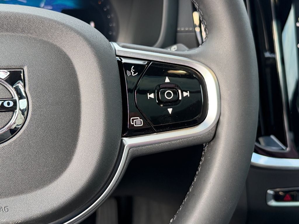 2025 Volvo V60 Cross Country B5 Ultra